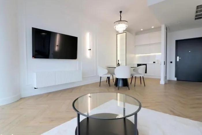 White Sky 26 Hanza Tower Pool Jacuzzi Sauna * Szczecin