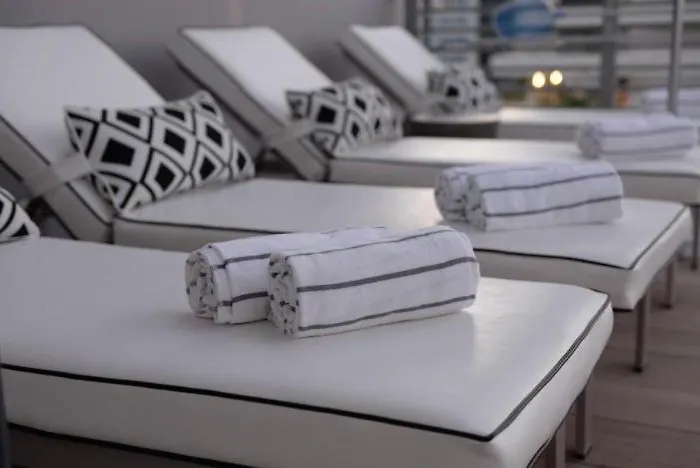 White Sky 26 Hanza Tower Pool Jacuzzi Sauna Apartment Szczecin